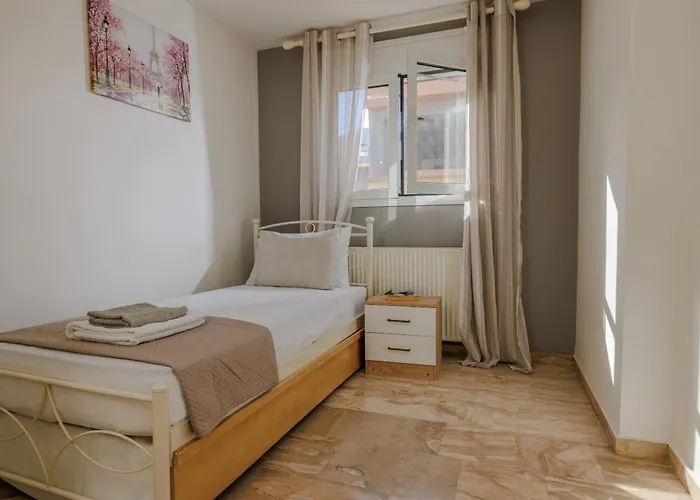 Satisfy Escape For 2-7 Pax